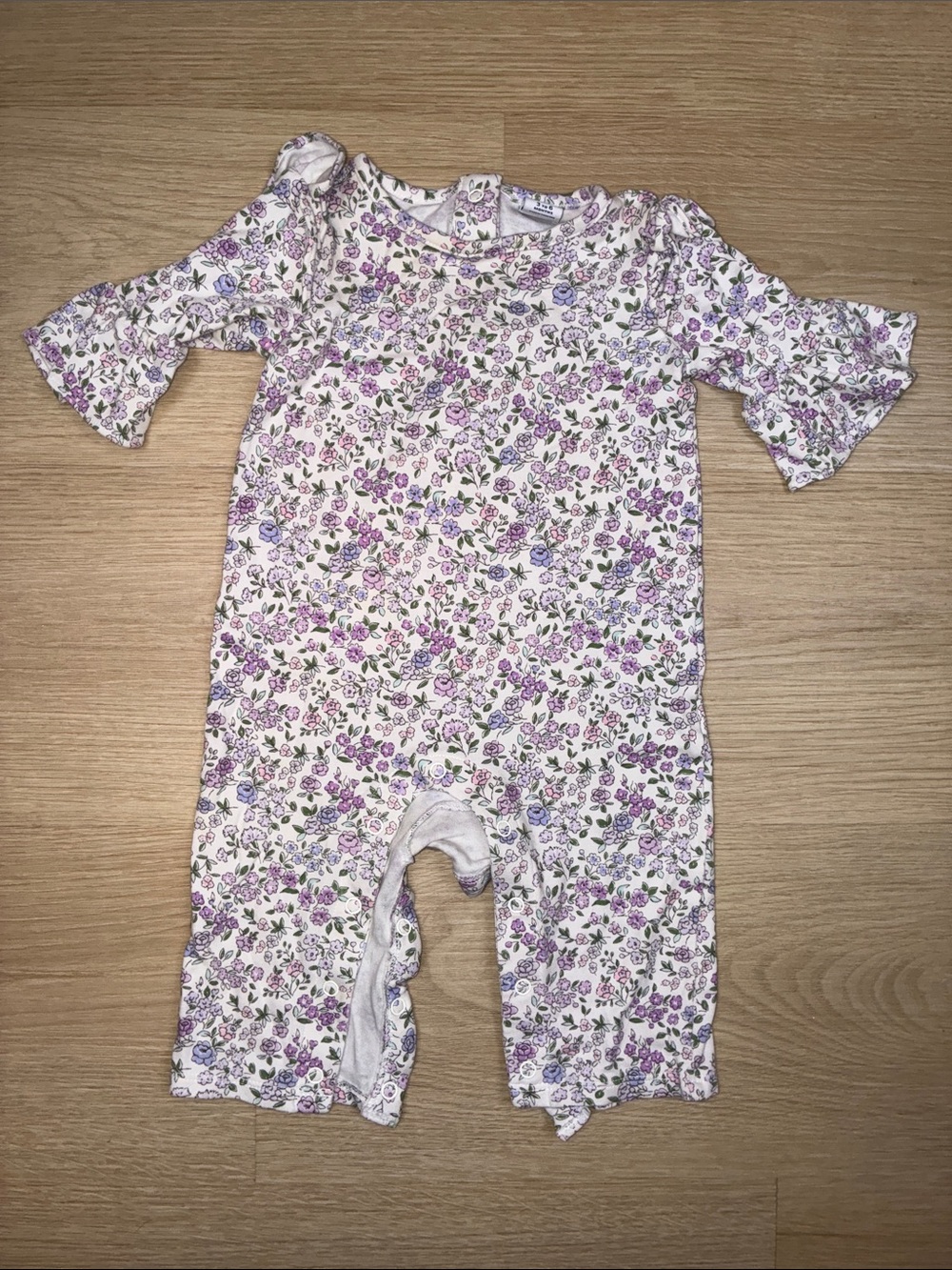 Janie and Jack 3-6M Floral Print Long-Sleeve Romper in Lavender and Green